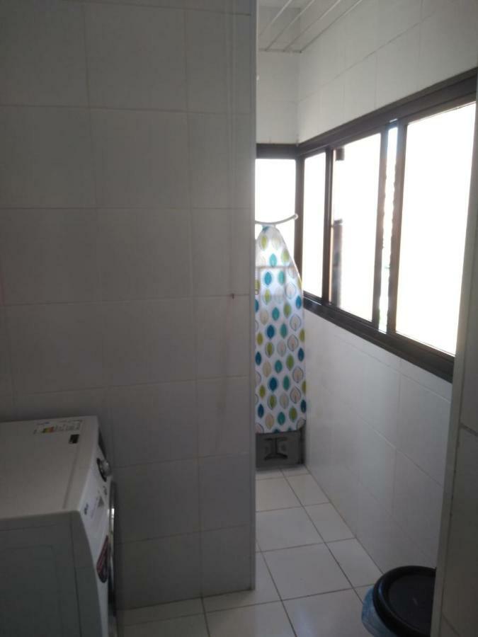 Apartamento Impecavel Na Enseada グァルジャー エクステリア 写真